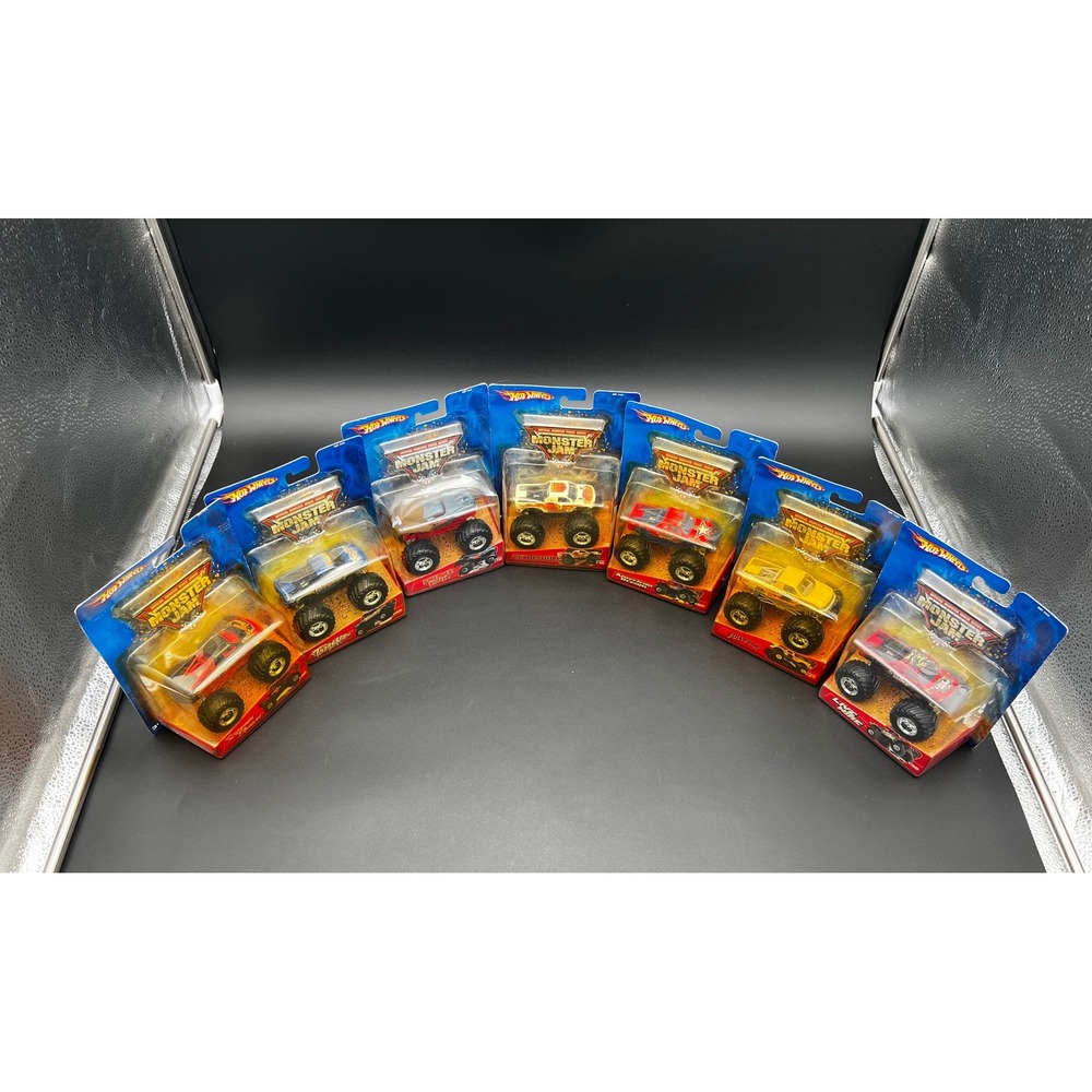 Hot Wheels Monster Jam 2005 Die-Cast Truck Lot of 7 Thrasher Live Wire Fullboar